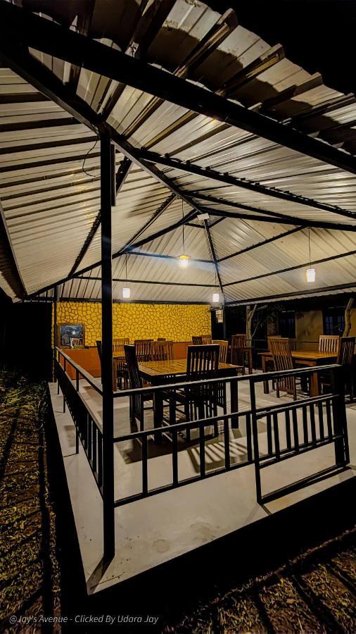 Jay'S Avenue Hotel Udawalawe Kültér fotó