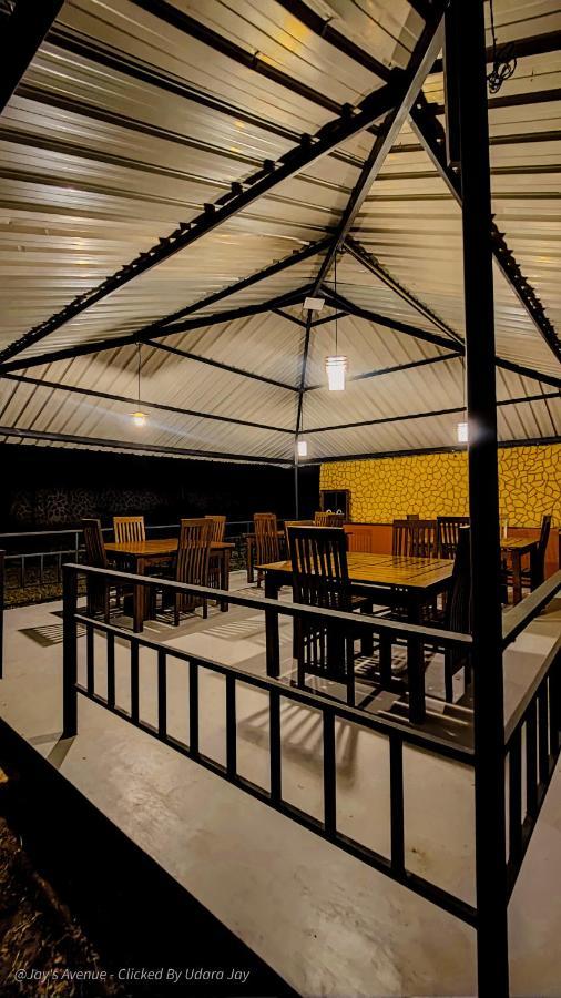 Jay'S Avenue Hotel Udawalawe Kültér fotó